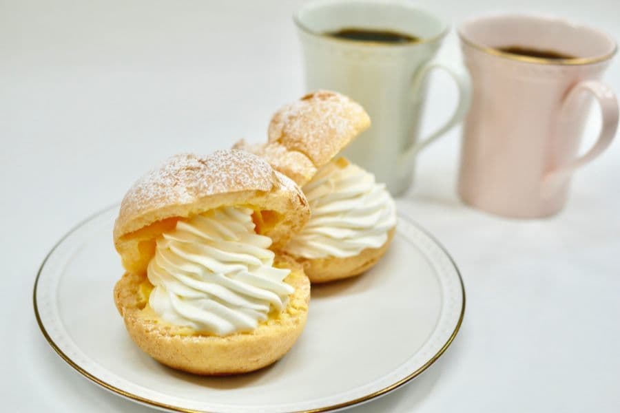 羽前屋シュークリーム